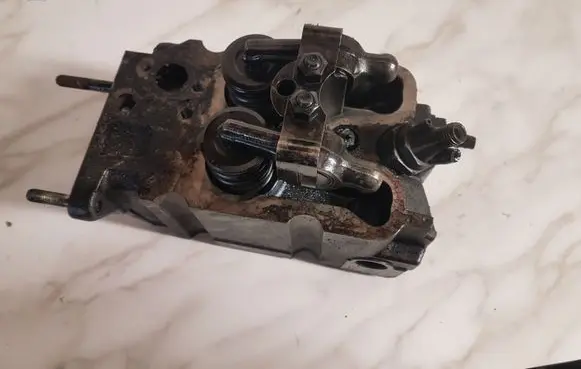 Jeep Grand Cherokee (WJ) Engine head 90352029G 90352029