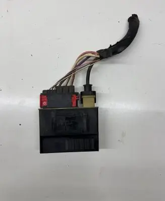 Glow plug pre-heat relay