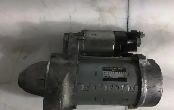 Mercedes-Benz Sprinter W906 Starter motor A6519060026