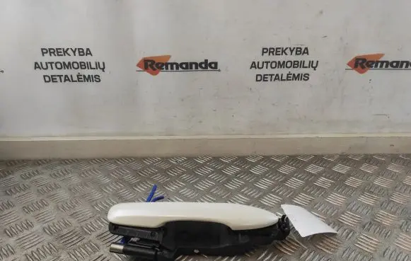 Toyota Prius (XW50) Rear door exterior handle 69RL2
