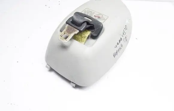 Toyota Yaris Verso Middle seatbelt (rear) 73139-52010