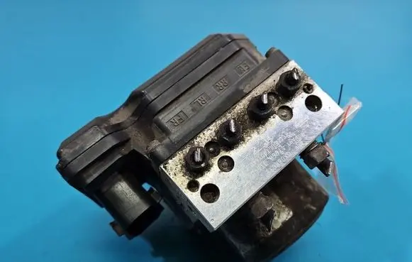 Renault Koleos I ABS Pump 47660JY64B IMPRK1596307