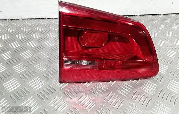 Volkswagen Cross Touran I Tailgate rear/tail lights 176443