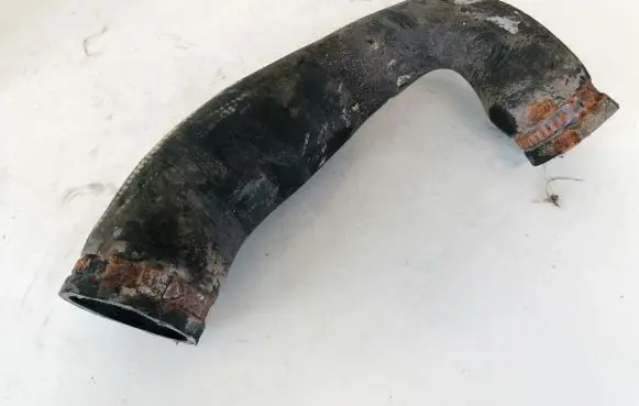 Ford Mondeo Mk III Engine coolant pipe/hose