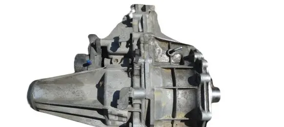 Nissan Navara D40 Gearbox transfer box case 5X40A