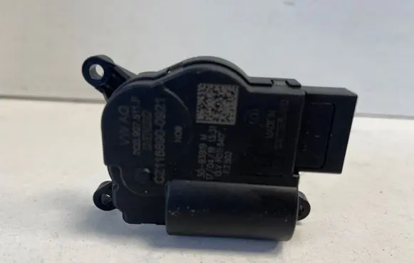 Skoda Superb B8 (3V) Air flap motor/actuator 2Q0907511F