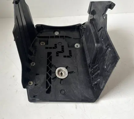 Land Rover Range Rover Evoque L538 Battery tray 31299569