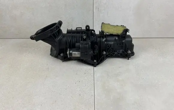 Mercedes-Benz E W213 Intake manifold A6540902100 A6549060000 0280751030