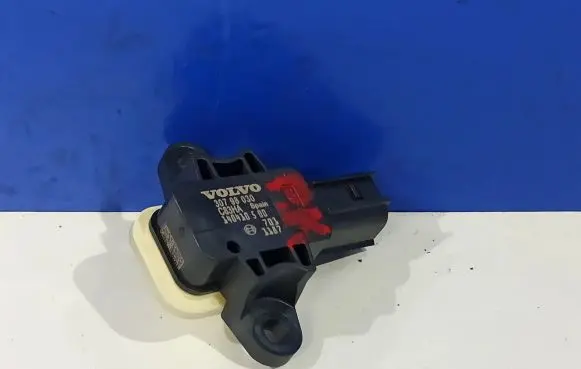 Volvo S60 Airbag deployment crash/impact sensor 31471578 30798030