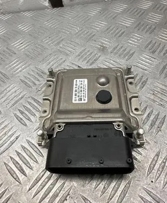 Mercedes-Benz E W212 Adblue control unit A0009007006 0281031383 A0009012003