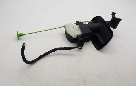 Volvo V40 Fuel tank cap lock 31299032