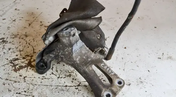 Audi A5 8T 8F Engine mounting bracket 8K0199308AC