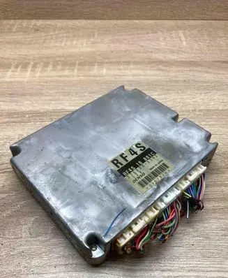 Mazda 323 F Engine control unit/module ECU RF4S18881C 2758005792 WITHPLUG