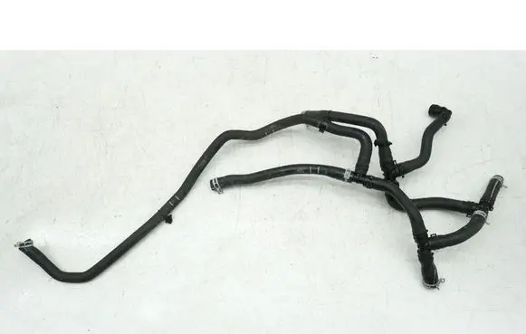 Engine coolant pipe/hose