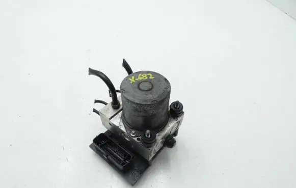 Audi A6 S6 C6 4F ABS Pump 4F0910517AK 4F0614517AT