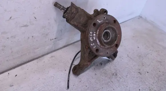 Peugeot Partner Front wheel hub