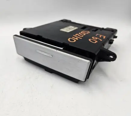 BMW 5 E60 E61 Car ashtray 6976376 6976375
