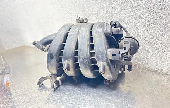 Opel Astra H Intake manifold 55353314 0228018 2902001799