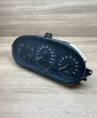 Renault Scenic I Speedometer (instrument cluster) 7700847784