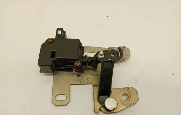 Volkswagen Touareg I Tailgate boot lock/latch motor 7L6827425A