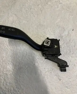 Audi A3 S3 8P Indicator stalk 8P0953513A 01103600