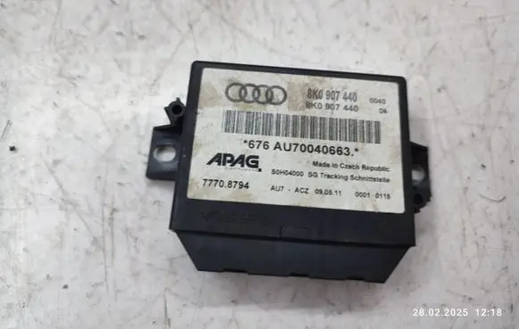 Audi Q7 4L Parking PDC control unit/module 8K0907440