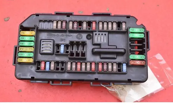 BMW Z4 E89 Fuse box set 9389068