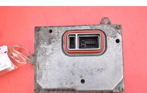 Audi A3 S3 A3 Sportback 8P Voltage converter/converter module 1307329115