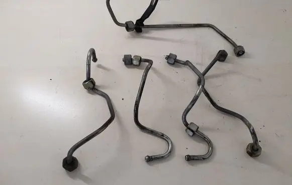 Ford S-MAX Fuel injector supply line/pipe 