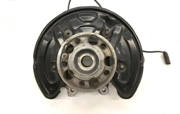 Mercedes-Benz A W177 Rear wheel hub A2055467480 A2133572600