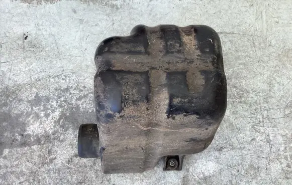 Vacuum air tank