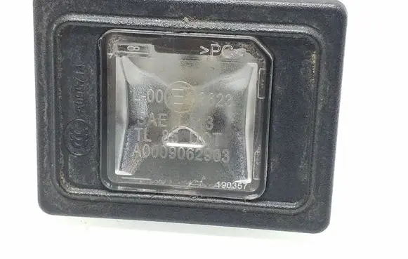 Mercedes-Benz C W205 Number plate light A0009062903