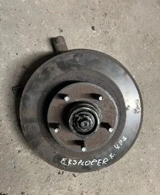 Ford Explorer Front wheel hub spindle knuckle