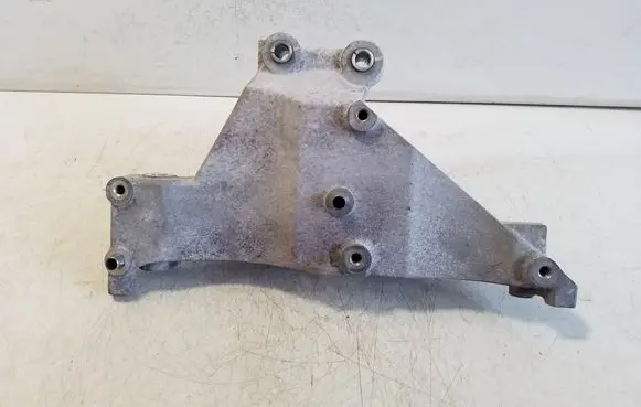 Generator/alternator bracket