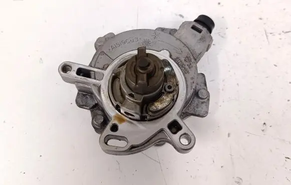 Ford Kuga II Vacuum pump BM5G2A451EC