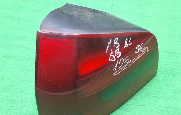 Rear/tail lights