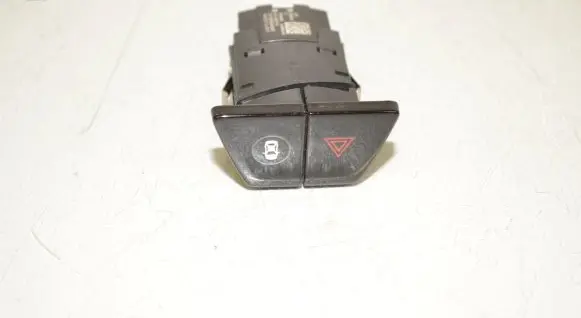 BMW 5 G30 G31 Hazard light switch 6993047 61316993047 61319423271
