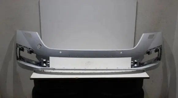 Skoda Octavia Mk4 Front bumper 5E3807221