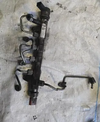 Volkswagen PASSAT B7 Fuel main line pipe 03L130089J 1310911 5100000354
