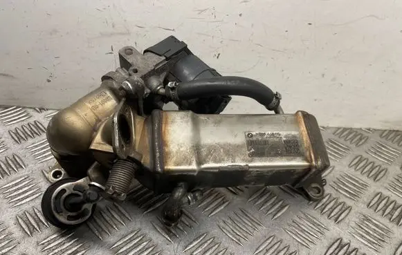 BMW 5 GT F07 EGR valve cooler 7805446 7810871