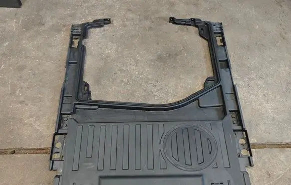 Audi A6 S6 C7 4G Spare wheel section trim 4G9864106A 4G9864106
