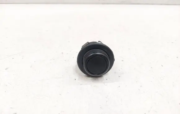 Tailgate opening switch