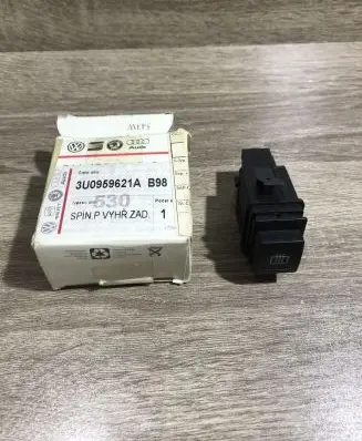 Skoda Superb B5 (3U) Windscreen/window heater switch 3u0959621a