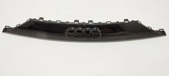 Audi Q8 Trunk door license plate light bar 4M8853236 4M8853927 4M8853236B