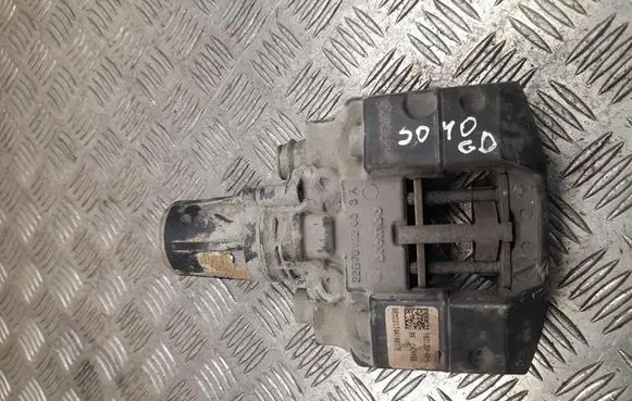 Tesla Model X Rear brake caliper 102125000G