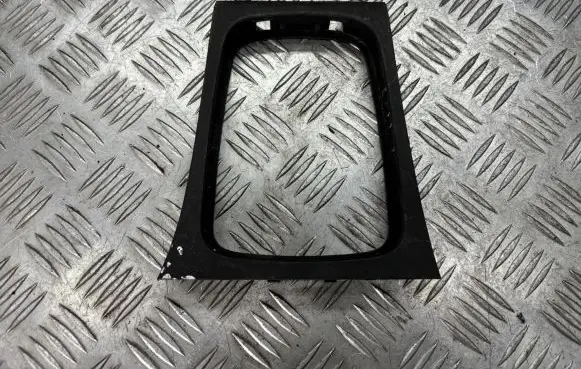 Opel Astra G Gear shifter surround trim plastic 90523153