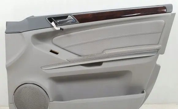 Mercedes-Benz GL X164 Front door card panel trim