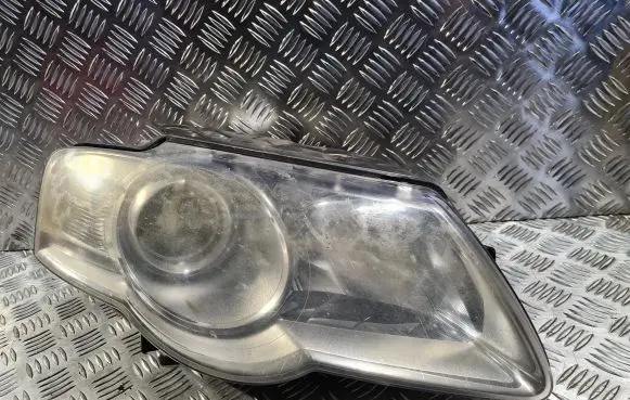Volkswagen PASSAT B6 Headlight/headlamp 3C0941006J