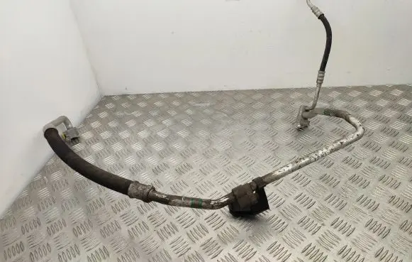 Mini One - Cooper Coupe R56 Air conditioning (A/C) pipe/hose 275813801 2758138