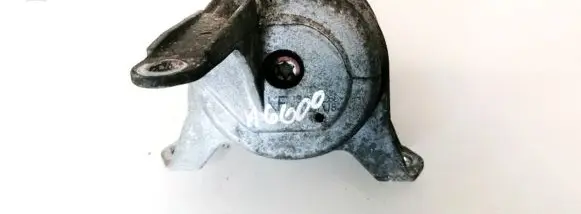Opel Zafira B Engine mount bracket 90539246 V05630